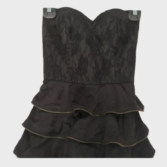 PILGRIM STRALIA Black Strapless Tier Skirt Dress Layered Ruffle - Picture 3 of 9